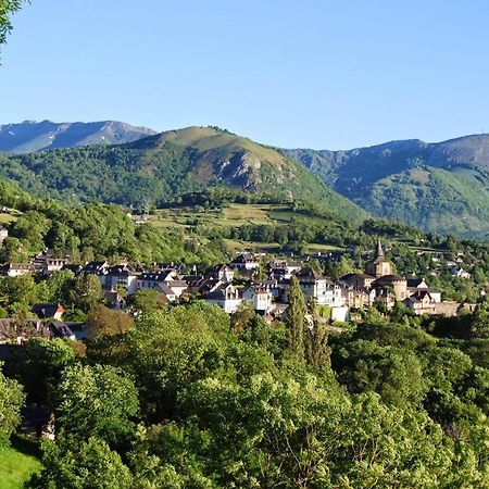 Les Rochers Saint-Savin  Екстер'єр фото