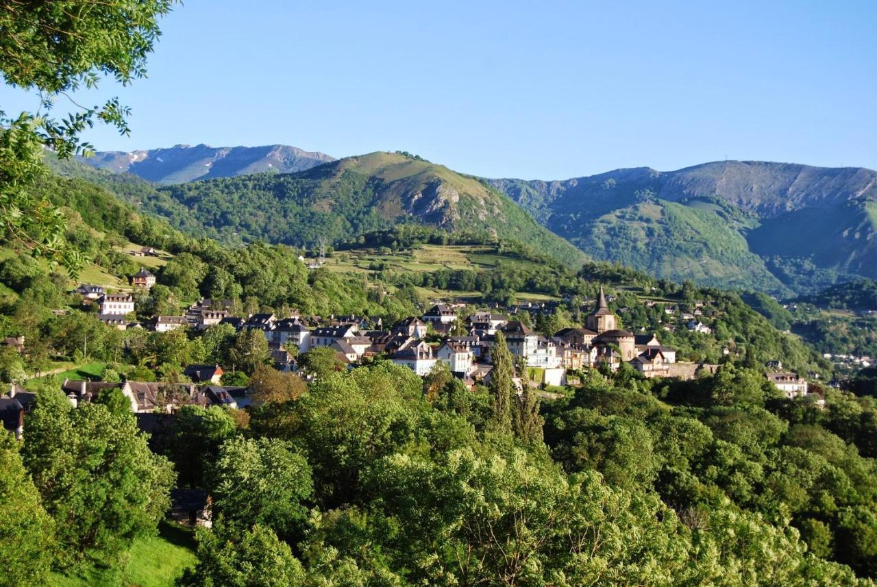 Les Rochers Saint-Savin  Екстер'єр фото