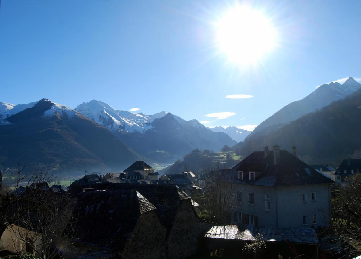 Les Rochers Saint-Savin  Екстер'єр фото