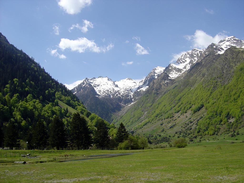 Les Rochers Saint-Savin  Екстер'єр фото
