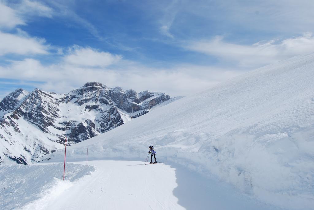 Les Rochers Saint-Savin  Екстер'єр фото