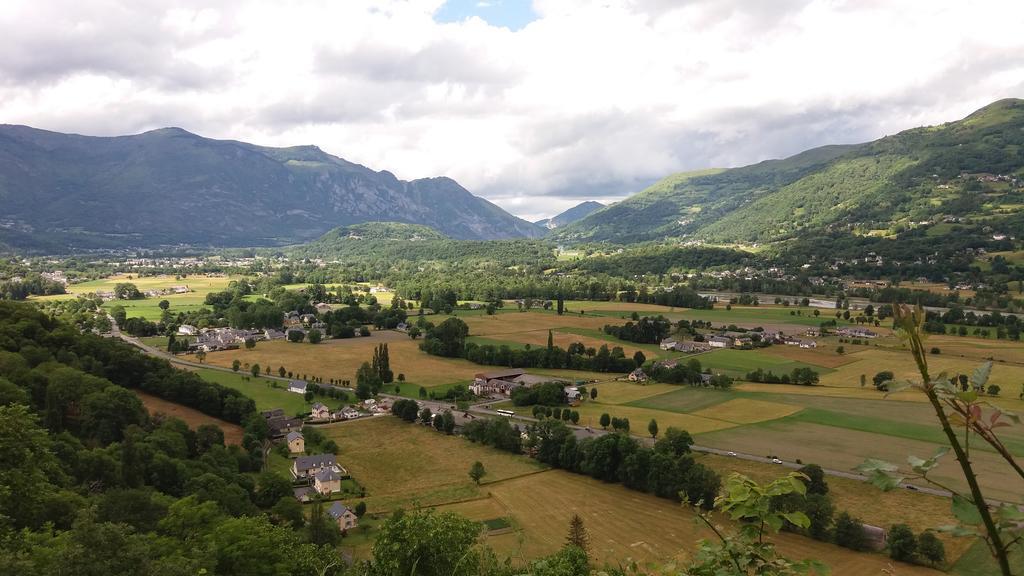 Les Rochers Saint-Savin  Екстер'єр фото