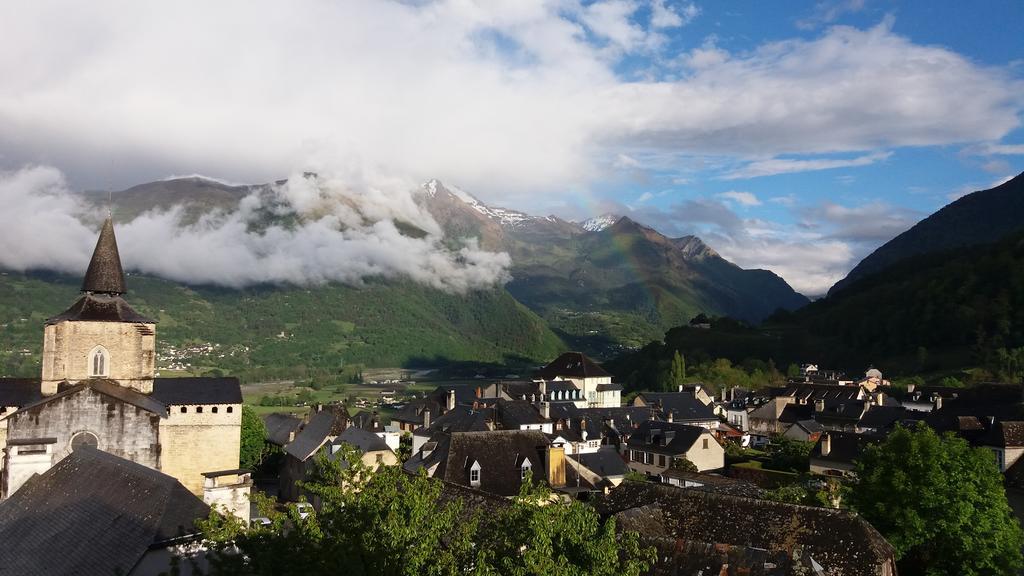 Les Rochers Saint-Savin  Екстер'єр фото