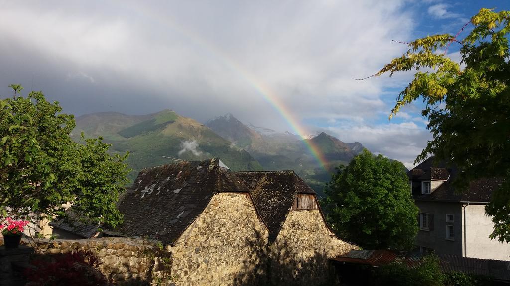 Les Rochers Saint-Savin  Екстер'єр фото